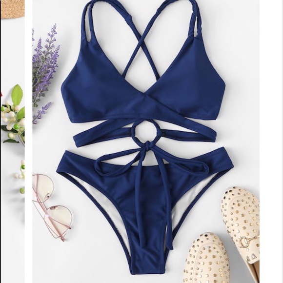 🔥 FINAL SALE‼️1️⃣ L left— blue tie around bikini - Picture 3 of 8